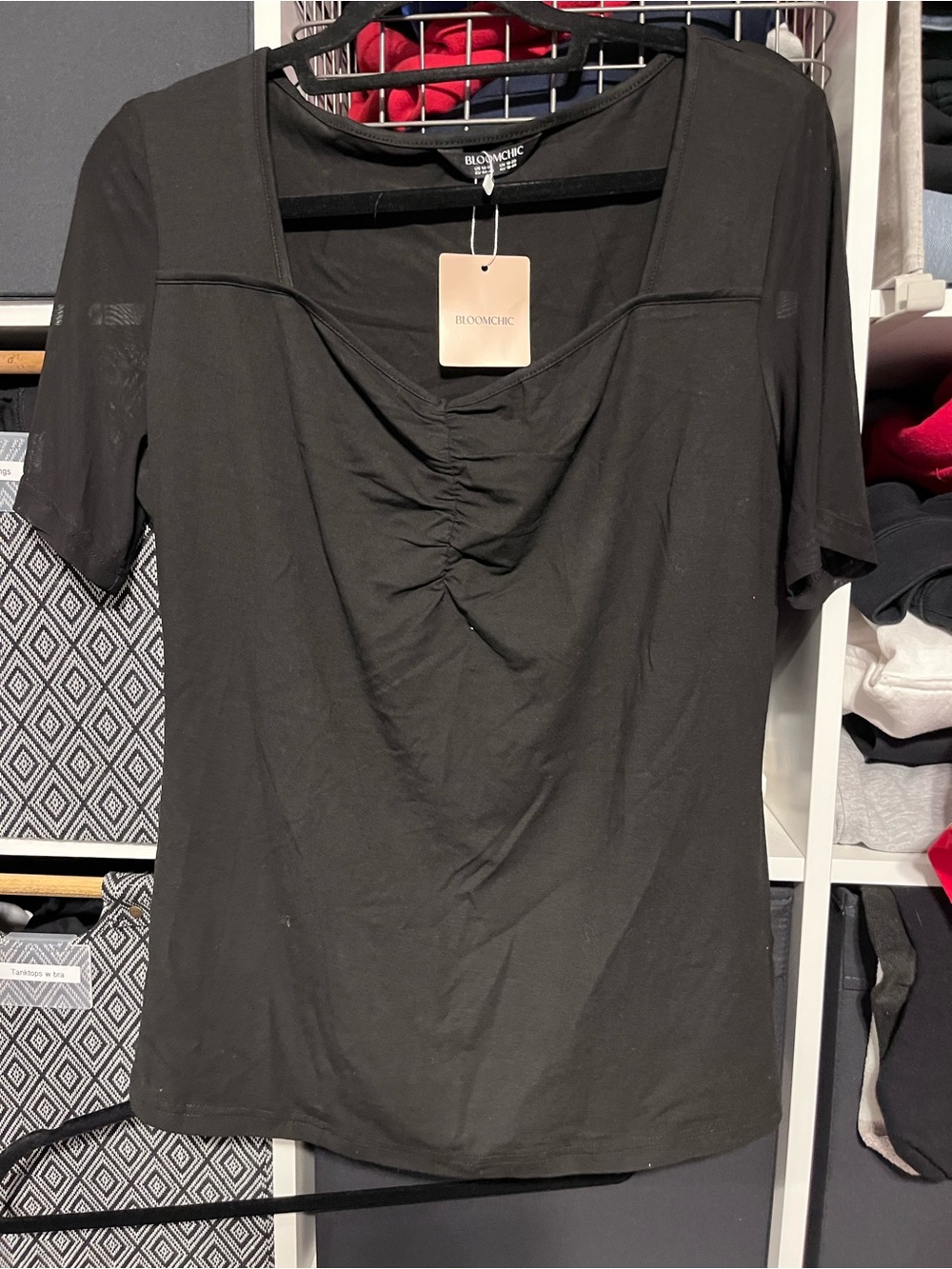 BloomChic Black Short-Sleeve Gathered Front Tee